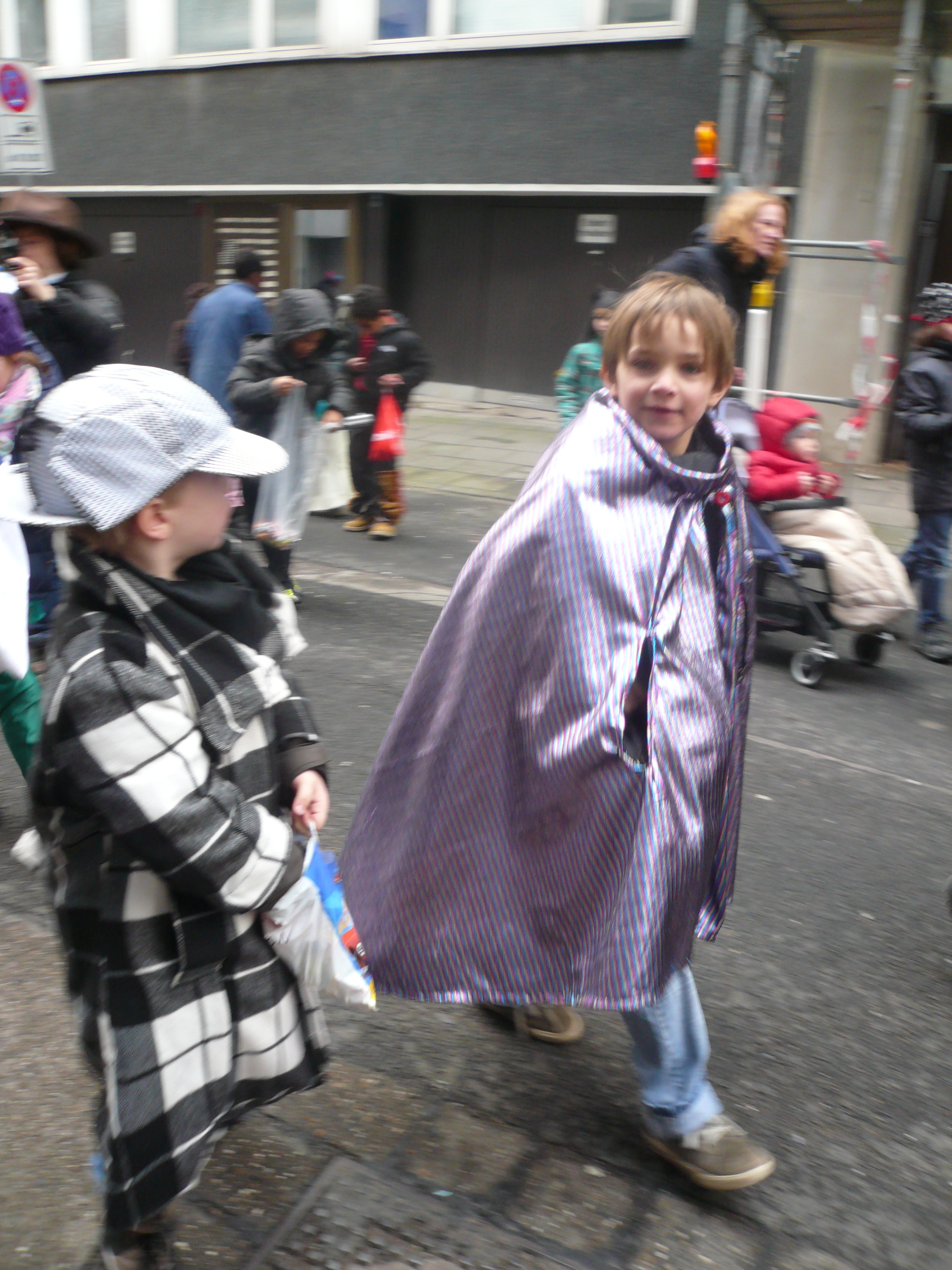 Weiberfastnacht-2013 (37).JPG